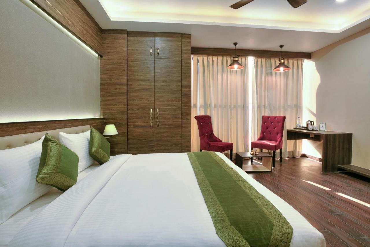 Southwest Inn - Boutique Hotel Дели Экстерьер фото